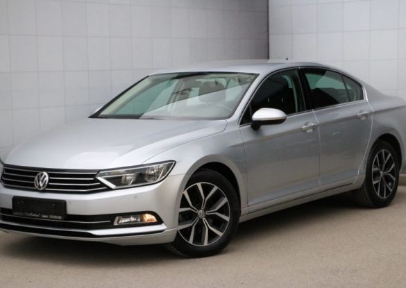 Passat B8 2.0TDI Navigacija